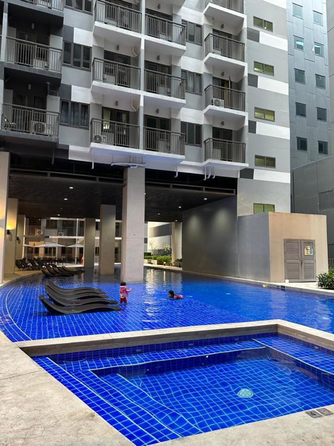 S Residences Tower 3 Moa Luxe Staycation By C Manila Dış mekan fotoğraf