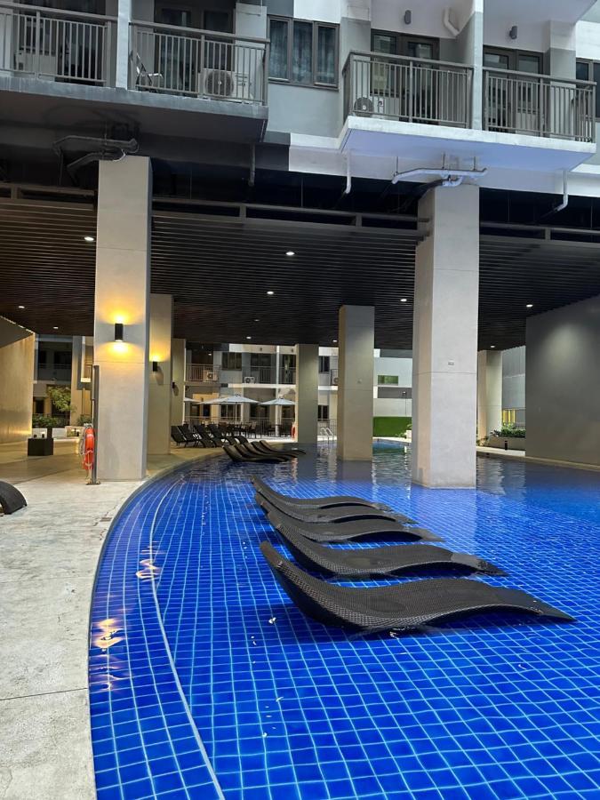 S Residences Tower 3 Moa Luxe Staycation By C Manila Dış mekan fotoğraf
